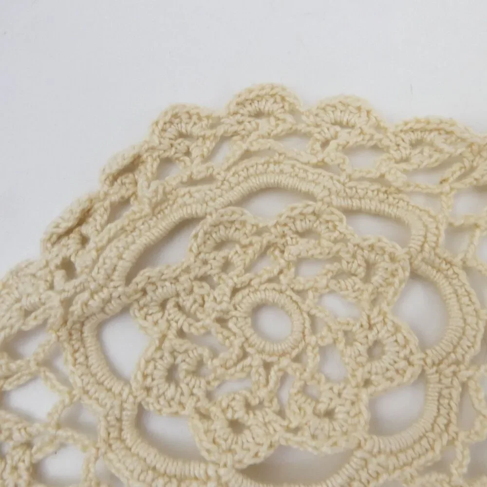 Large Vintage Handmade Beige Crochet Lace Tablecloth 88x98 Excellent Condition